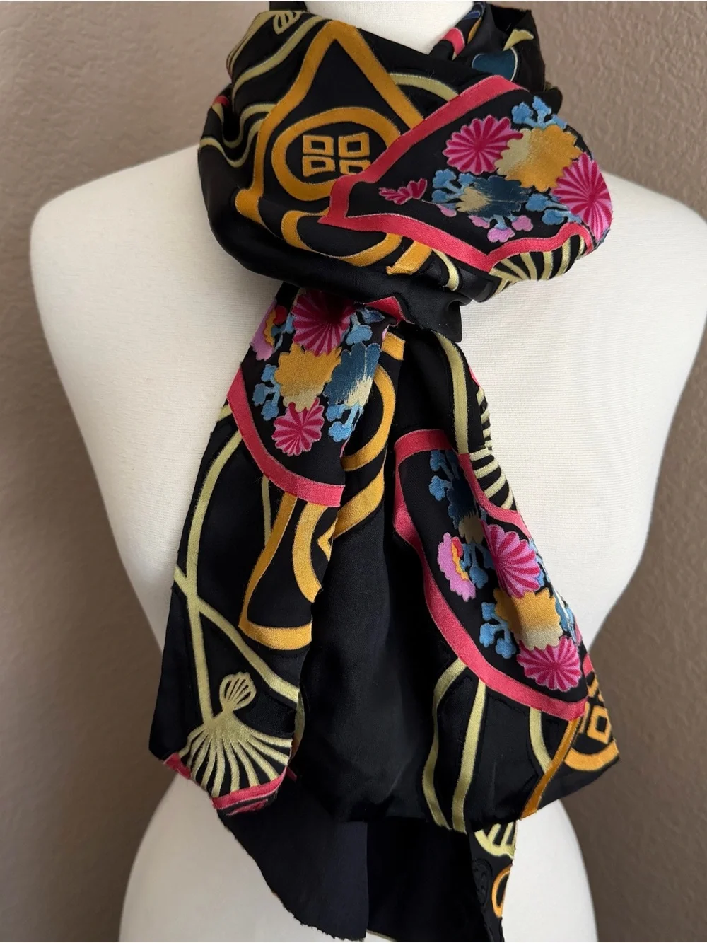 CHICOS Reversible Silk Rayon Scarf Wrap Black Floral Fan Print 13.5”x68”